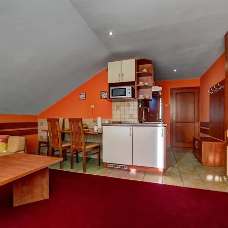 Apartmanovy Dom Slniecko * Żar